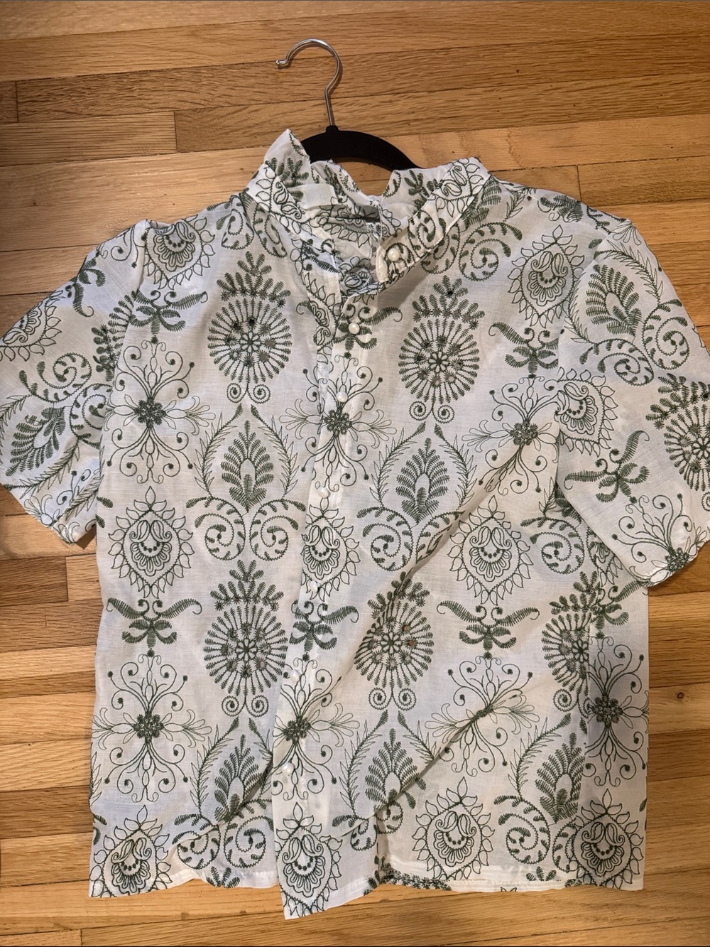 Women’s  Short Sleeve Button-Up Shirt in Cream with green Print